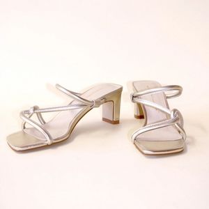 Intentionally Blank Willow - Platino